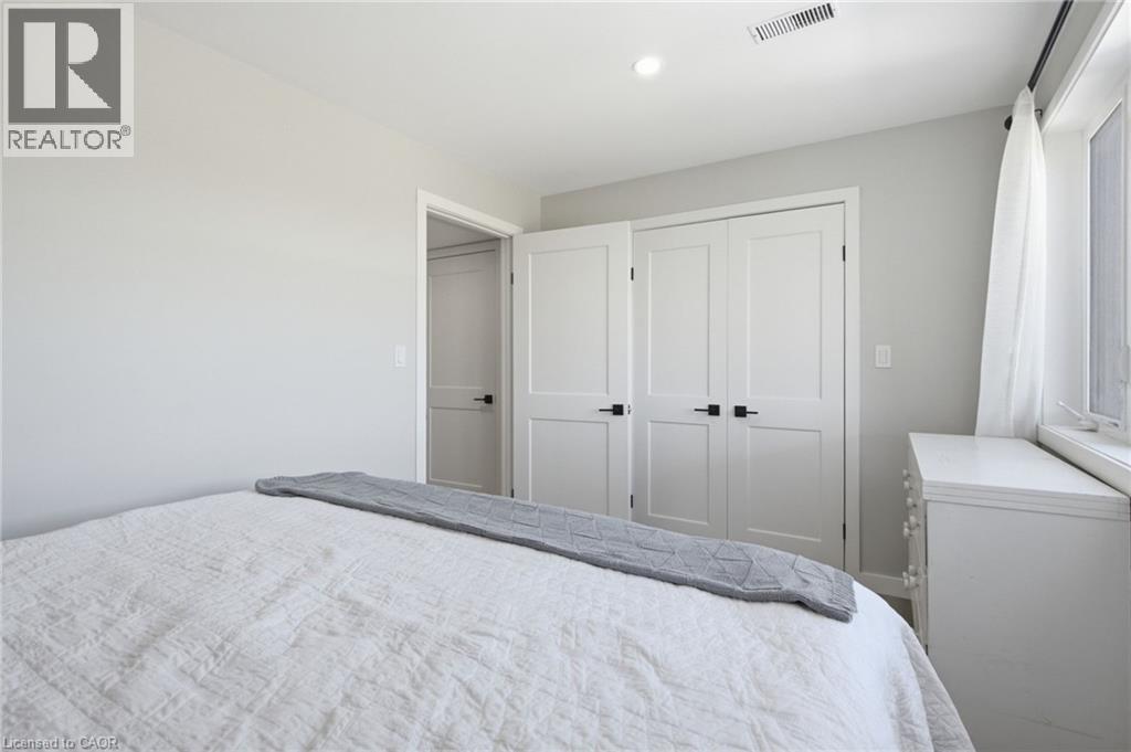 119 Midland Place Property Photo 28