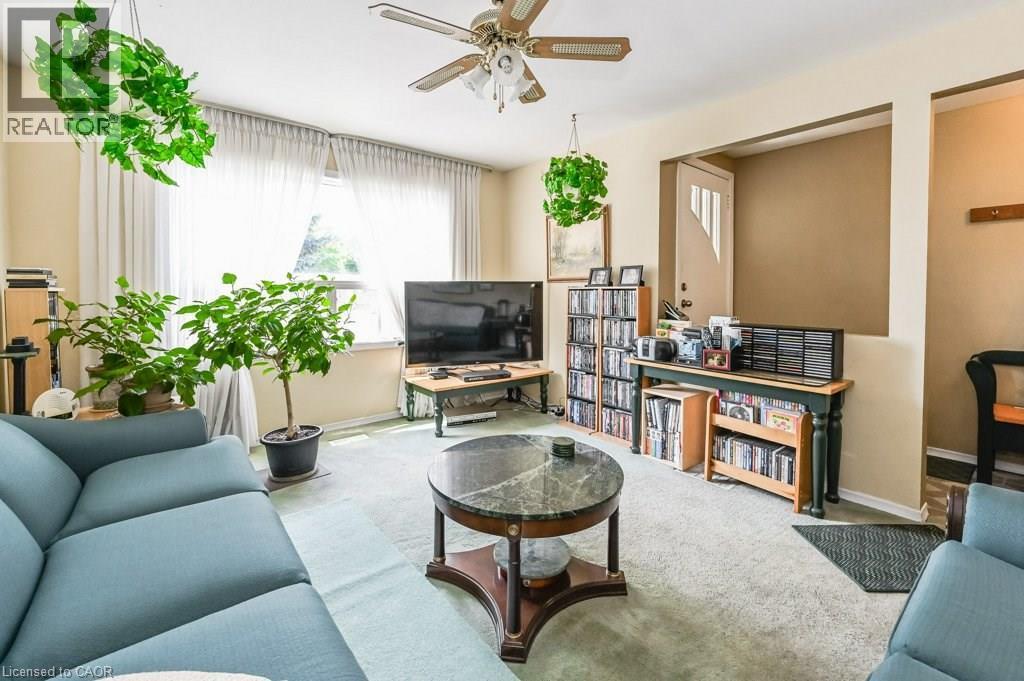 641 Limeridge Road E Property Photo 3