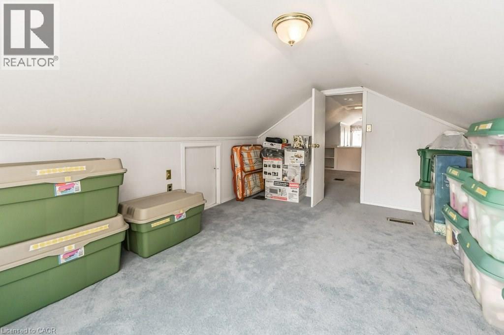 641 Limeridge Road E Property Photo 18