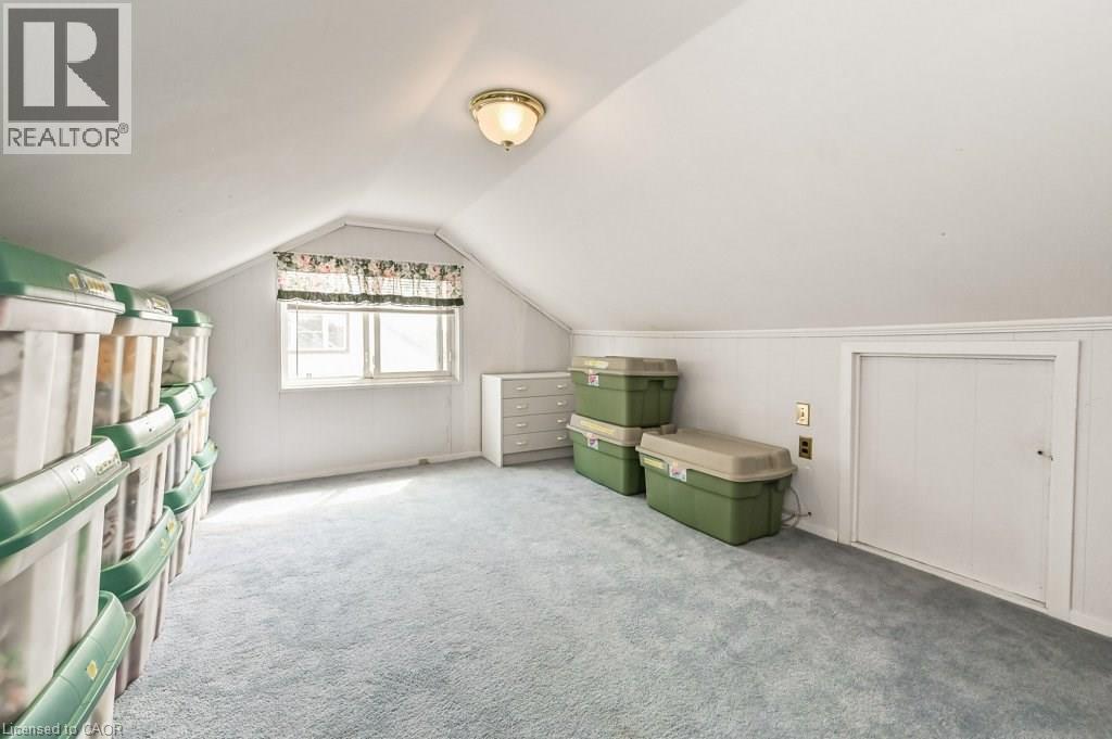 641 Limeridge Road E Property Photo 19
