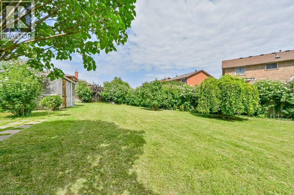 641 Limeridge Road E Property Photo 29