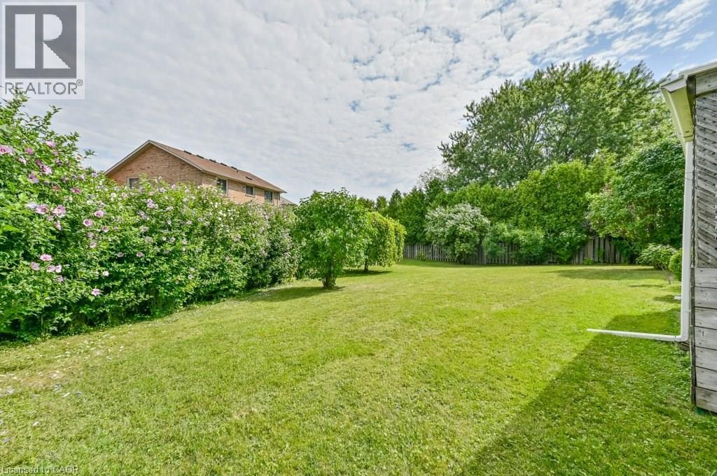 641 Limeridge Road E Property Photo 32