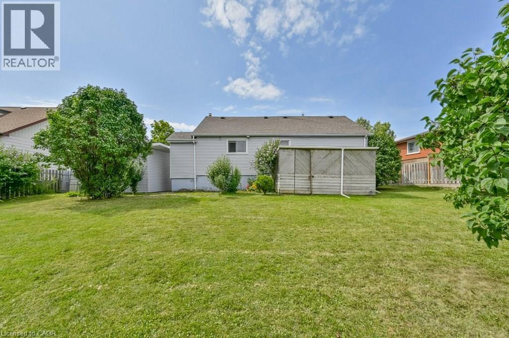 641 Limeridge Road E Property Photo 33