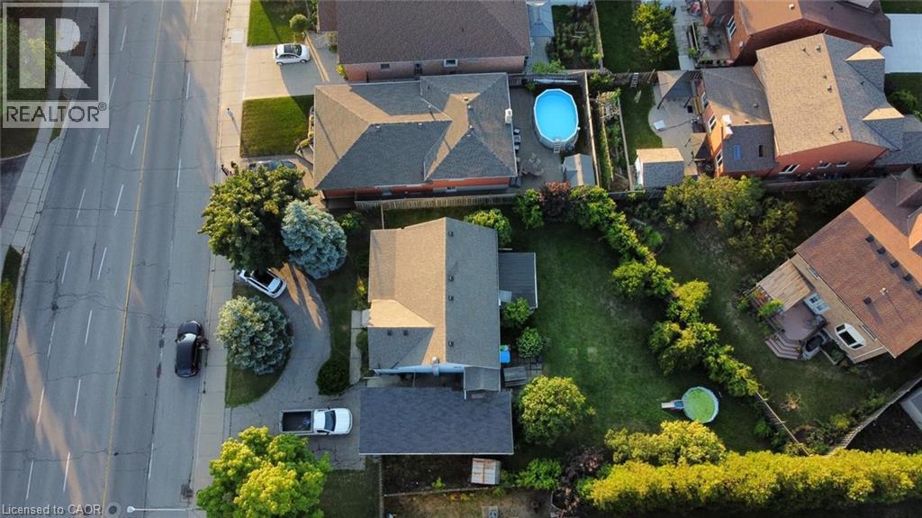 641 Limeridge Road E Property Photo 36