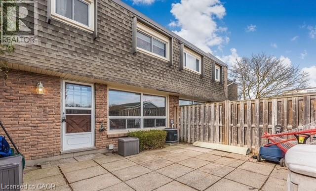 5 WOODLAWN Court Unit# 102