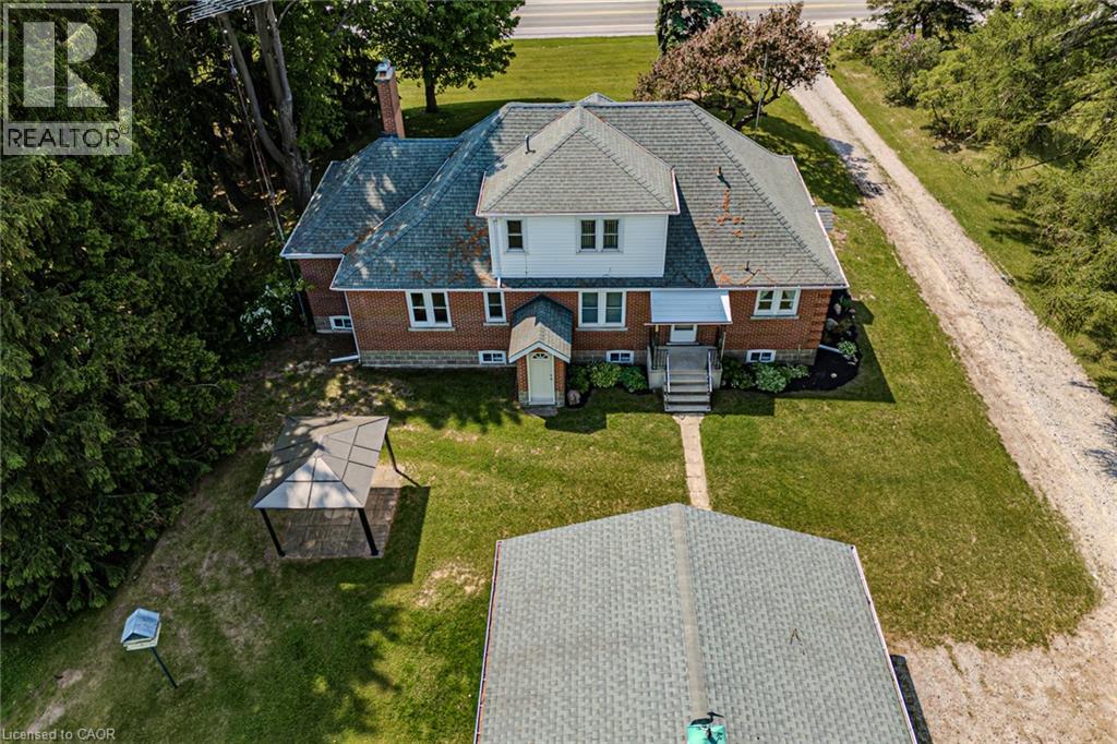 573 Highway 6 Property Photo 2