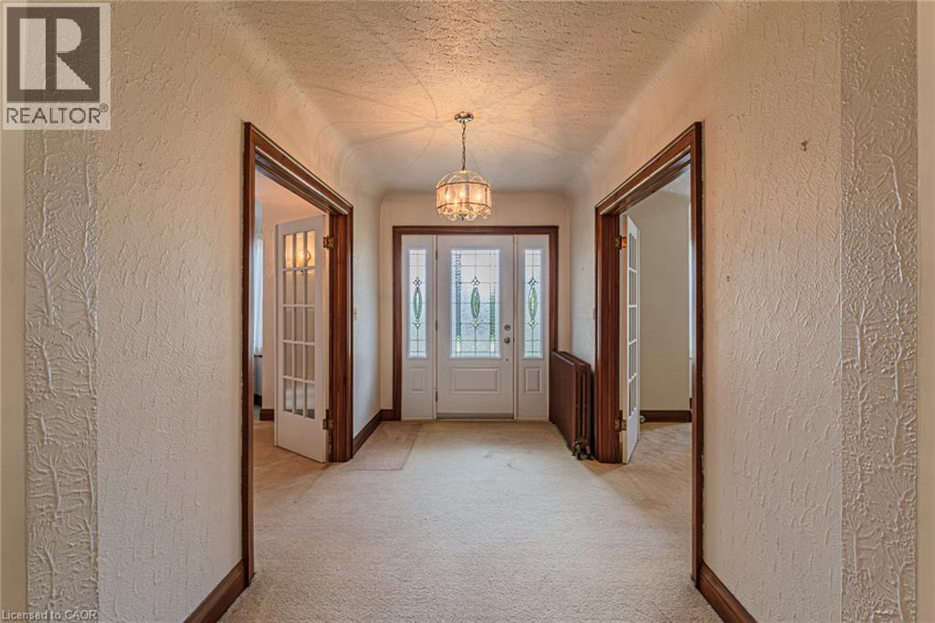 573 Highway 6 Property Photo 3