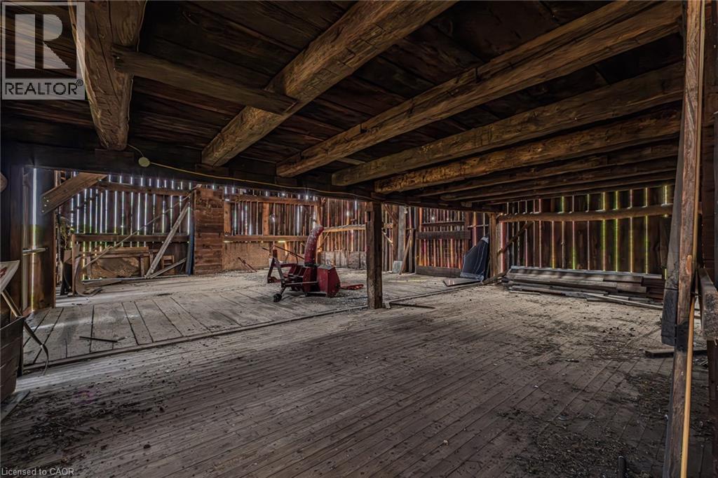 573 Highway 6 Property Photo 34