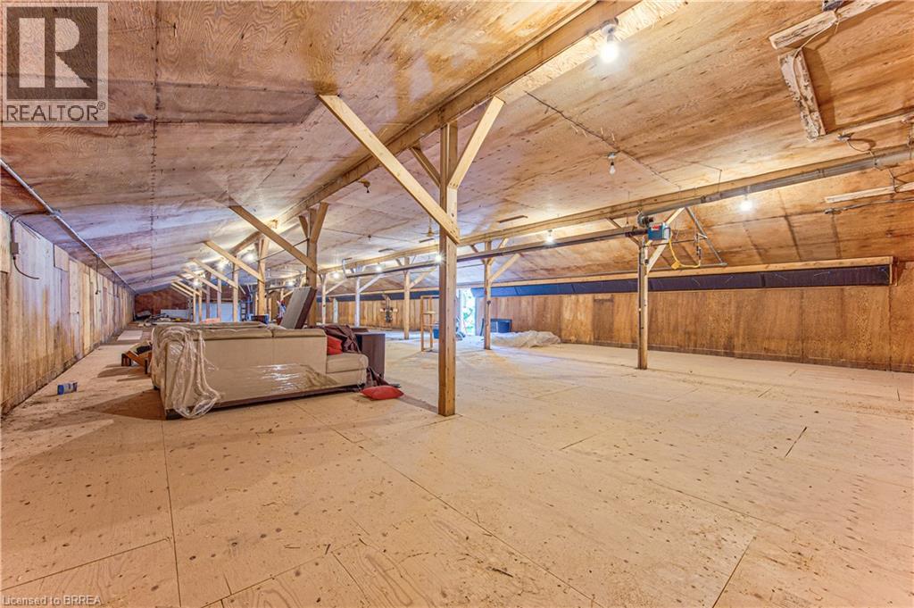434 Lynden Road Unit# Building #2 Upper #2 Property Photo 3