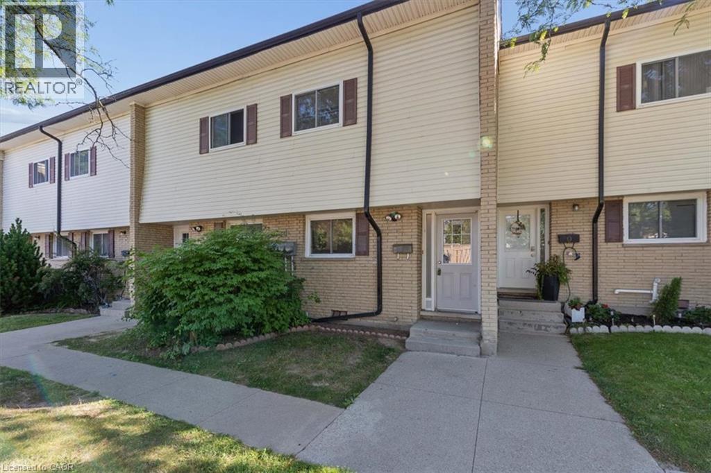 211 Veronica Drive Unit# 8 Property Photo 2
