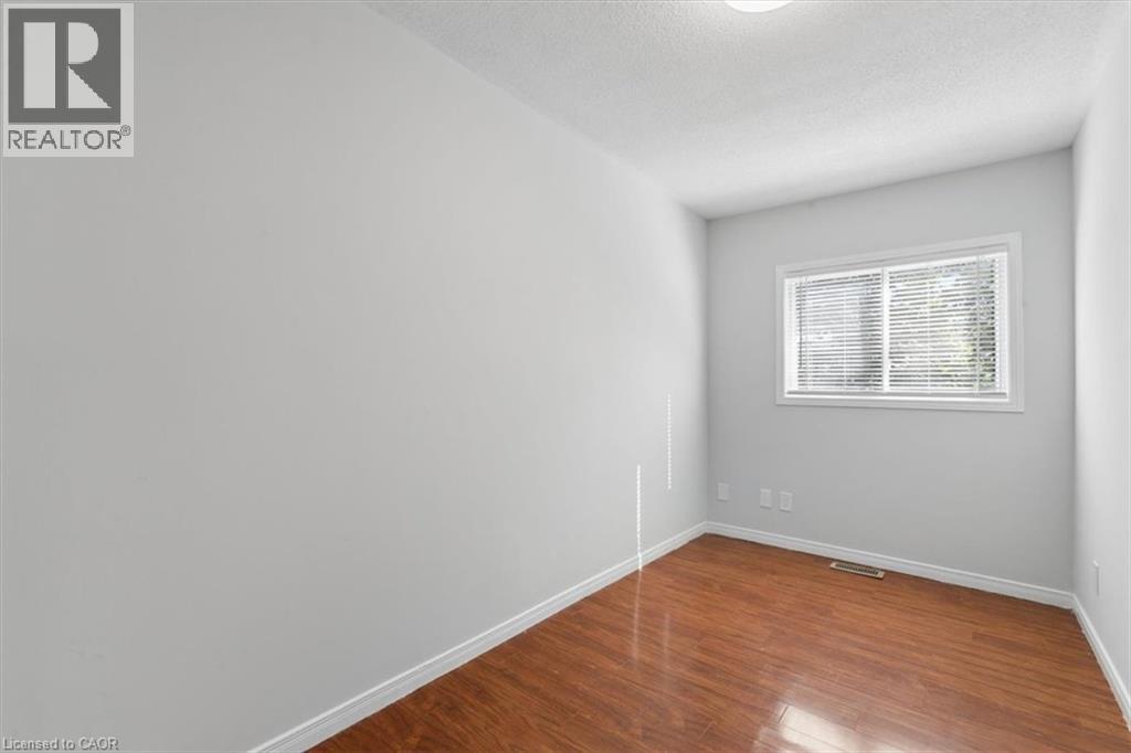 211 Veronica Drive Unit# 8 Property Photo 12