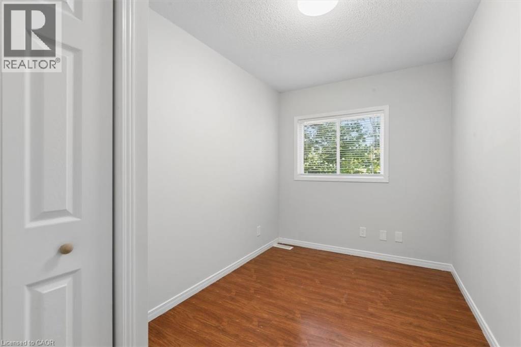 211 Veronica Drive Unit# 8 Property Photo 14