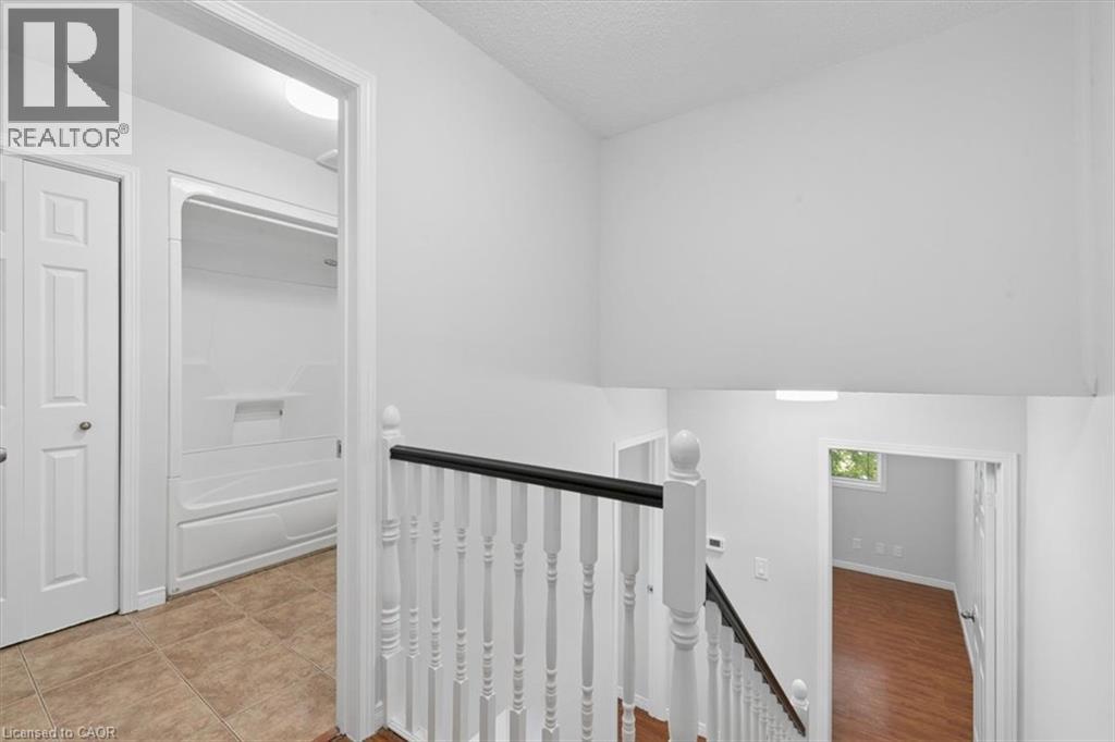 211 Veronica Drive Unit# 8 Property Photo 18