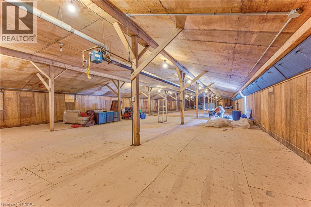 434 Lynden Road Unit# Building #2 Upper #1 Property Photo 3