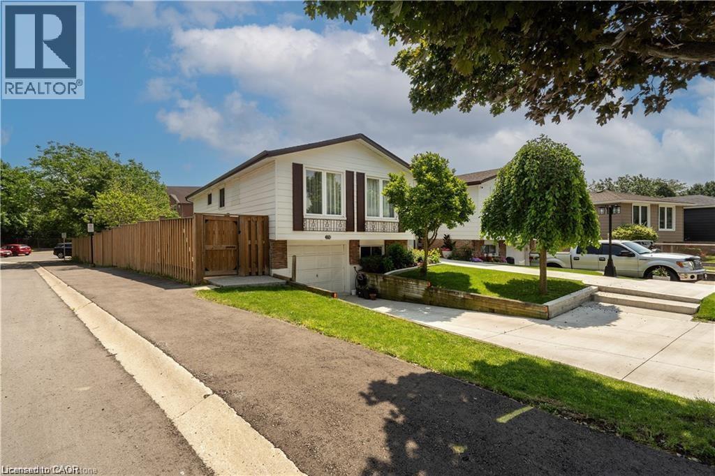 179 WENDOVER Drive Unit# Lower Unit