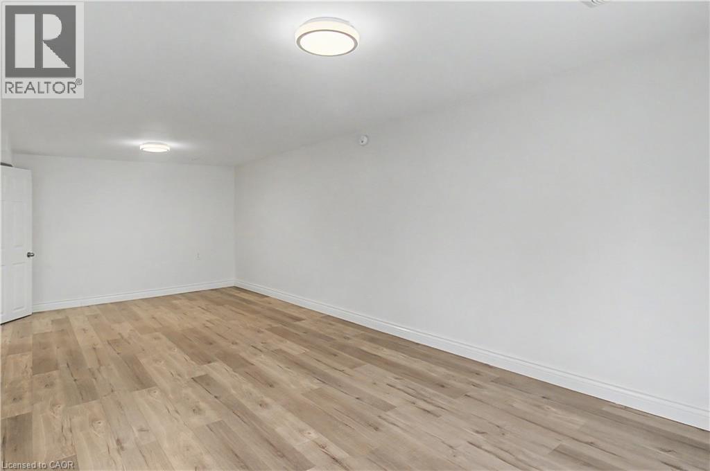 179 Wendover Drive Unit# Lower Unit Property Photo 5