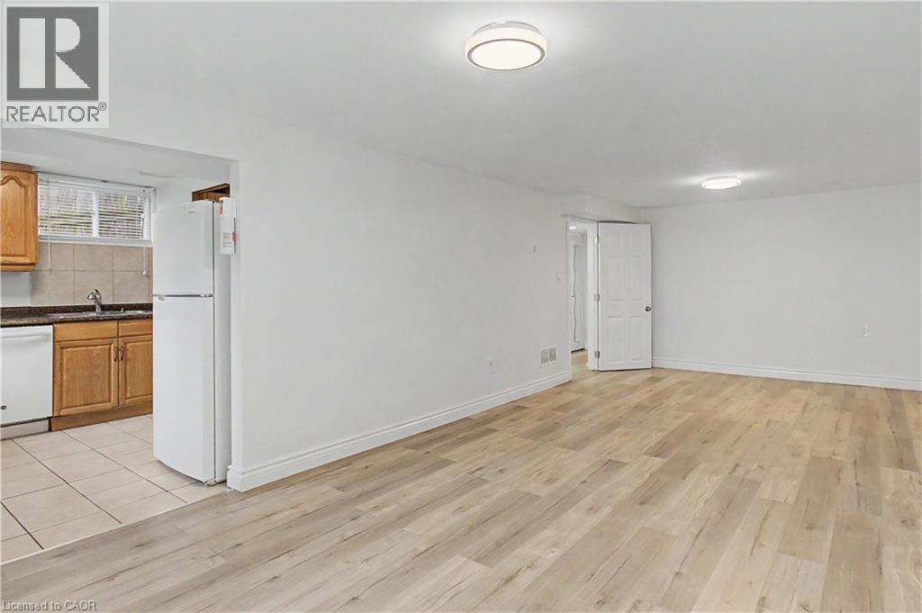 179 Wendover Drive Unit# Lower Unit Property Photo 6
