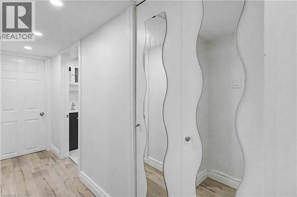 179 Wendover Drive Unit# Lower Unit Property Photo 13