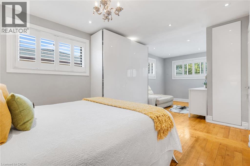 547 Pinegrove Road Property Photo 17