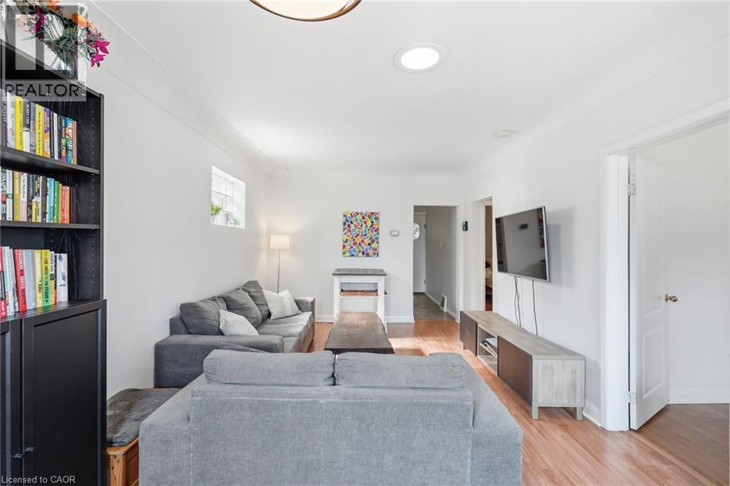 58 Edinburgh Avenue Property Photo 11