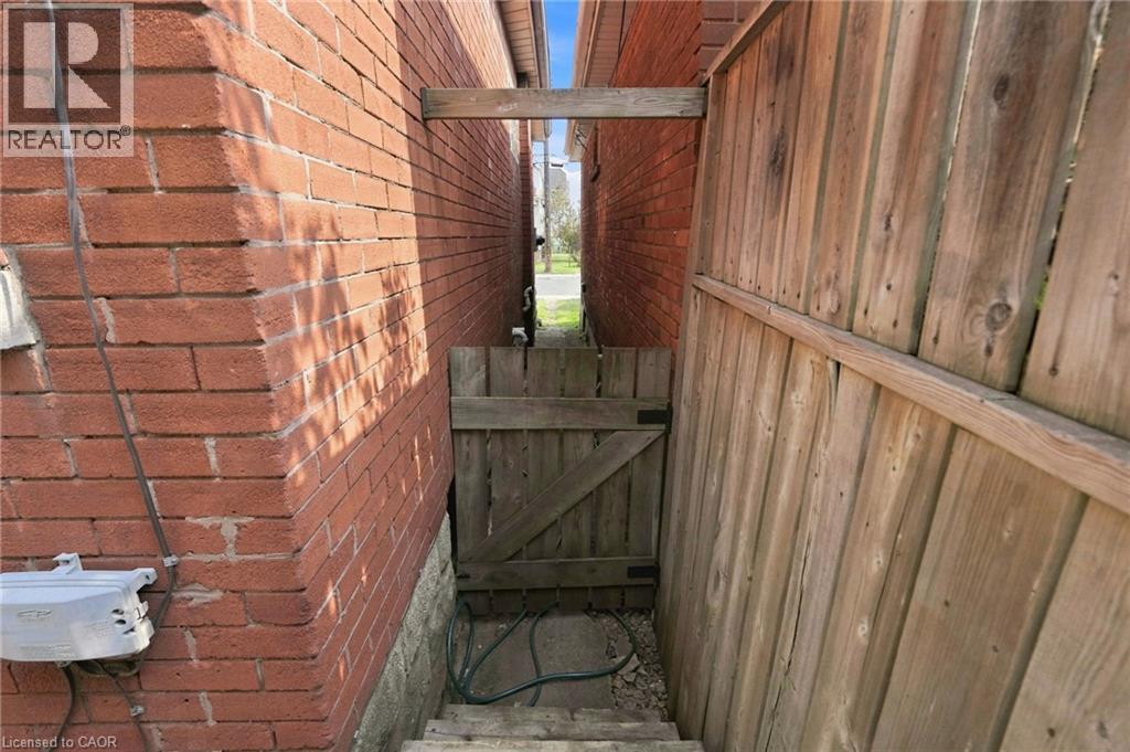 58 Edinburgh Avenue Property Photo 28