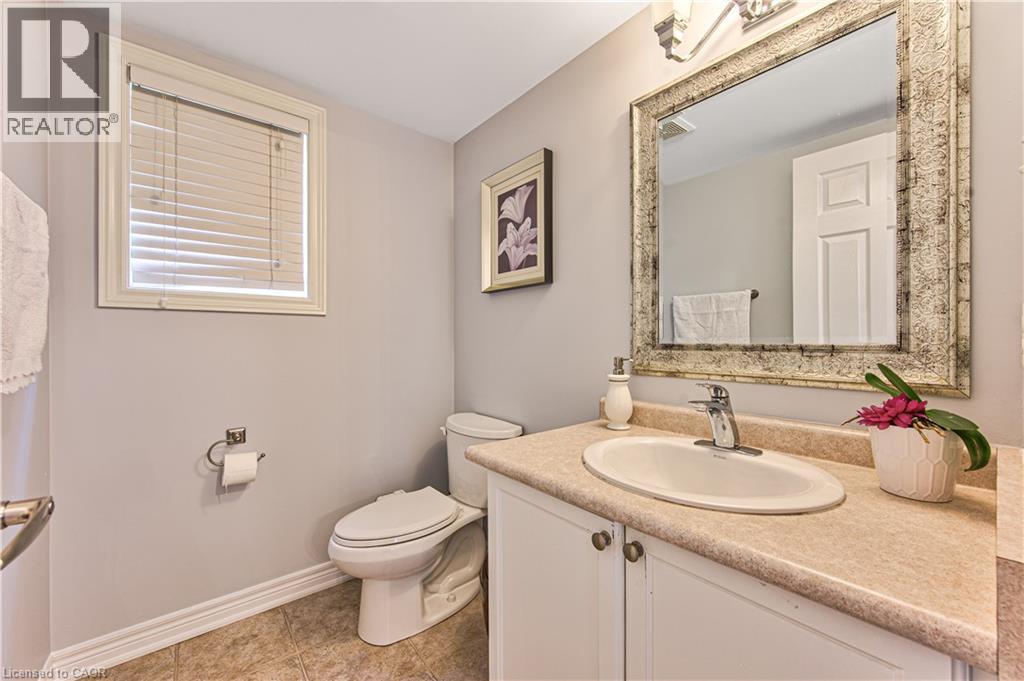 270 Springvalley Crescent Property Photo 21
