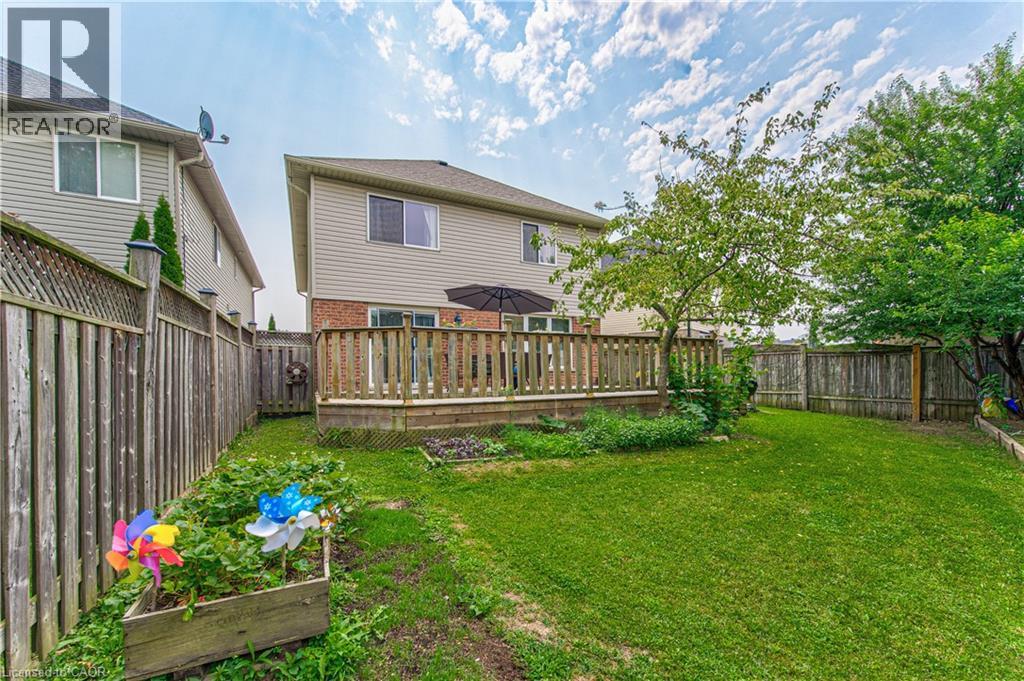 270 Springvalley Crescent Property Photo 43