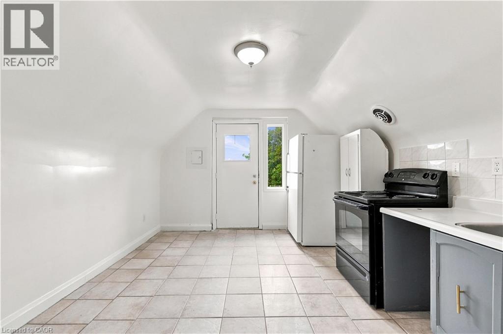 105 Rosemont Avenue Property Photo 14
