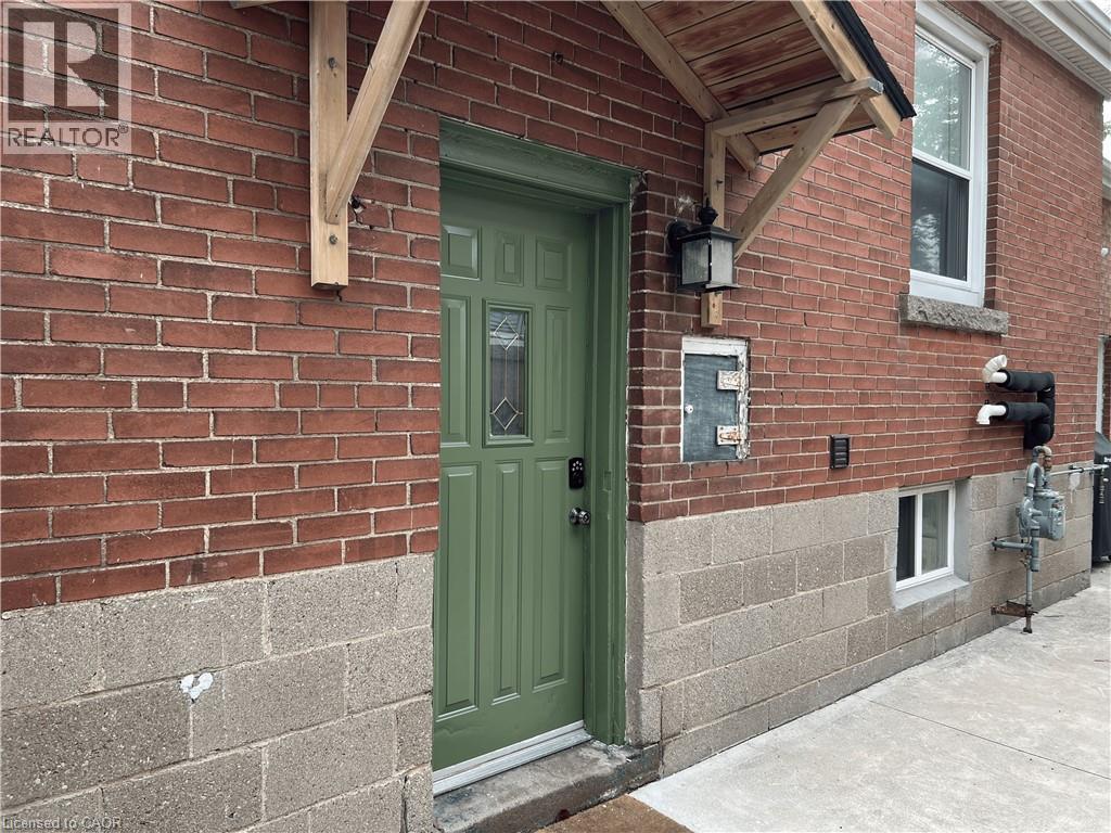 4 Sunning Hill Avenue Unit# Lower Property Photo 1