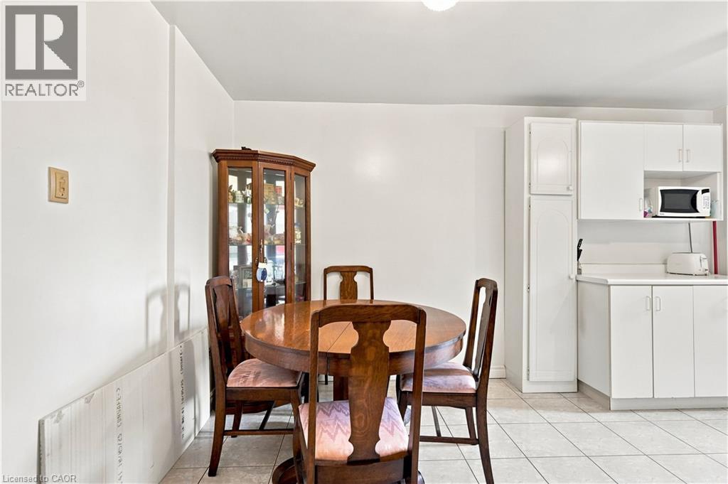 105 Rosemont Avenue Property Photo 18