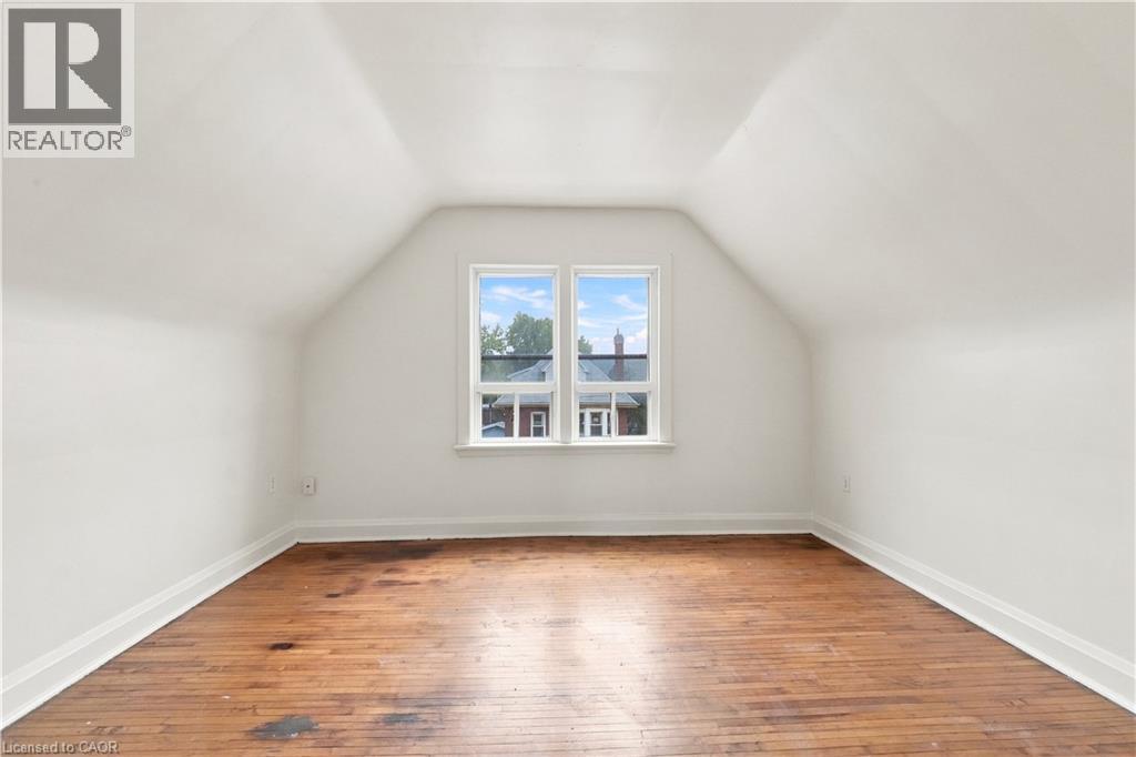 105 Rosemont Avenue Property Photo 19