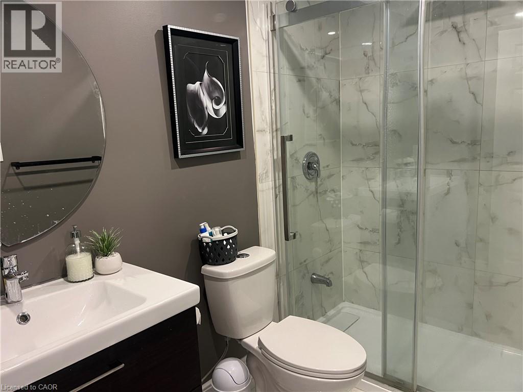 252 Raymond Road Unit# Lower Property Photo 11