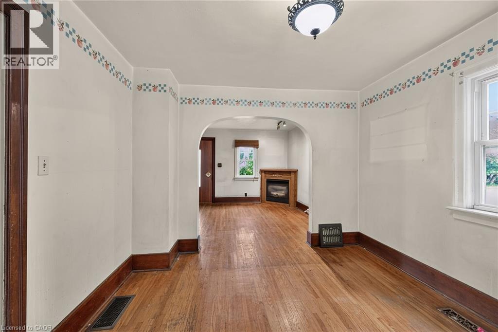 232 Cedar Street Property Photo 11