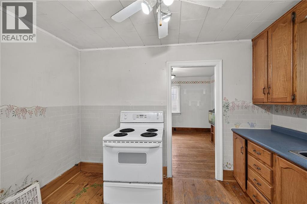 232 Cedar Street Property Photo 15