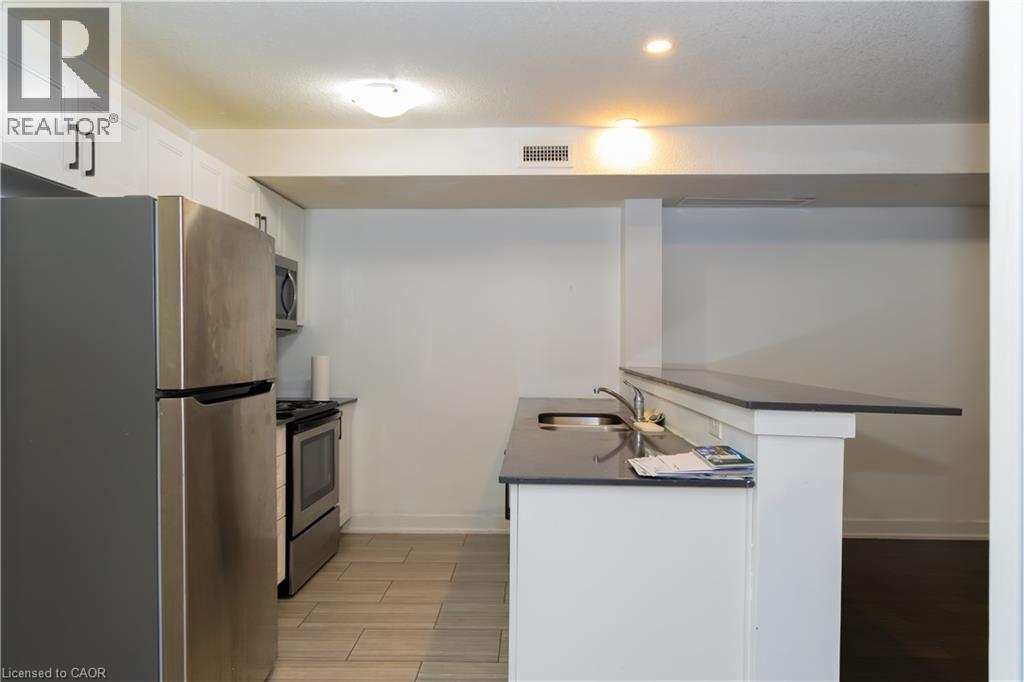 190 Century Hill Drive Unit# A5 Property Photo 6