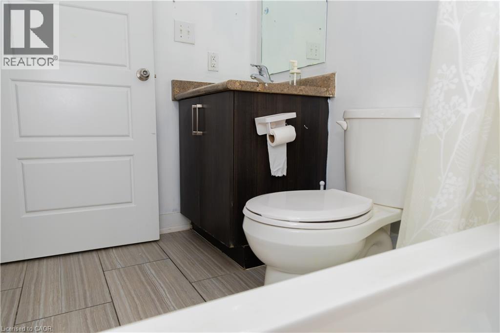190 Century Hill Drive Unit# A5 Property Photo 17