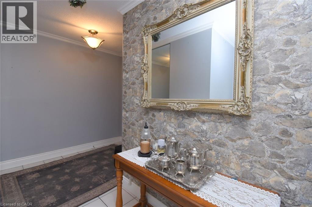 75 Queen Street N Unit# 1204 Property Photo 4