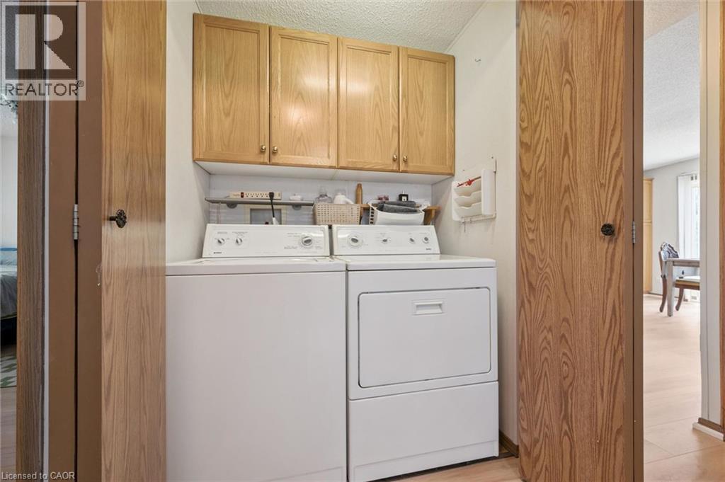 27 Trillium Beach Drive Property Photo 8