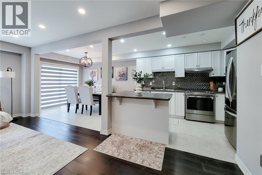 26 Magnificent Way Property Photo 15