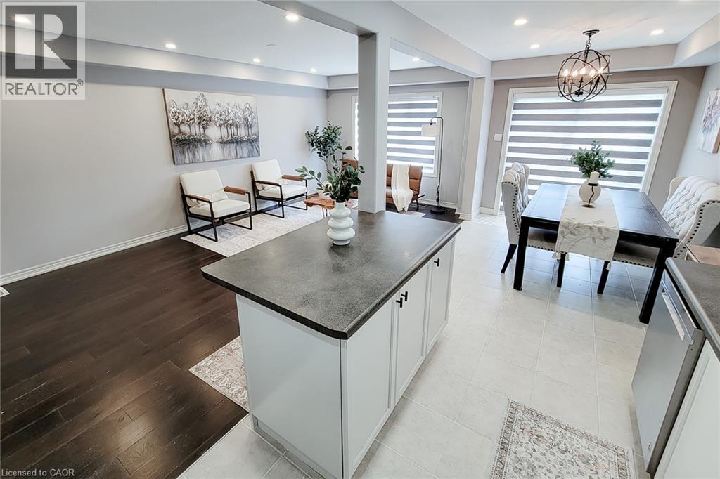 26 Magnificent Way Property Photo 22