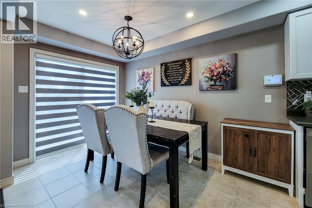 26 Magnificent Way Property Photo 23