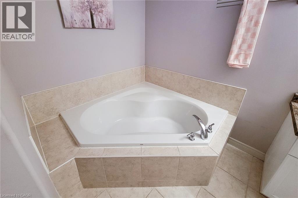 26 Magnificent Way Property Photo 34