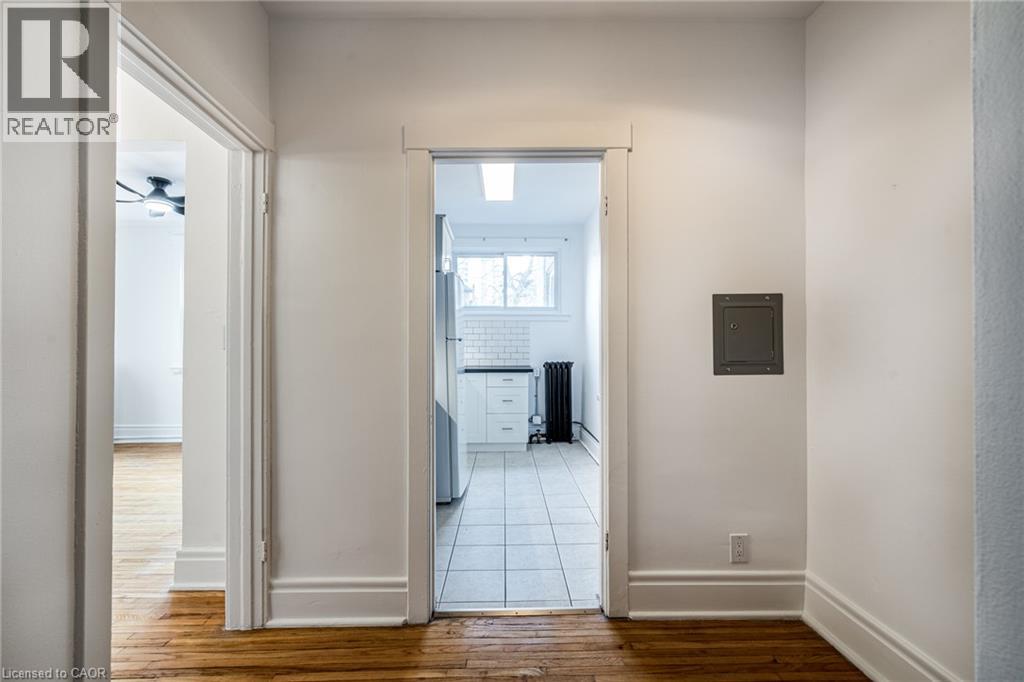 285 King Street W Unit# 10 Property Photo 6