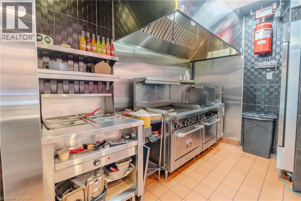 96 Gerrard St E Property Photo 15