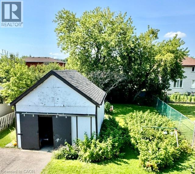 342 Barton Street Property Photo 2
