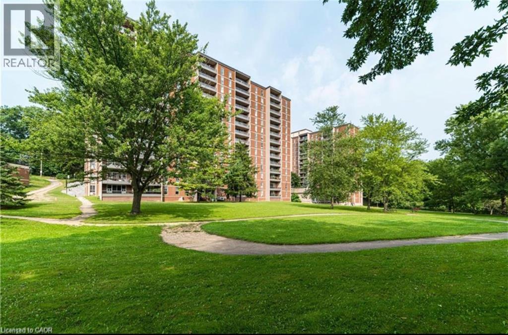 1968 Main Street W Unit# 807 Property Photo 1