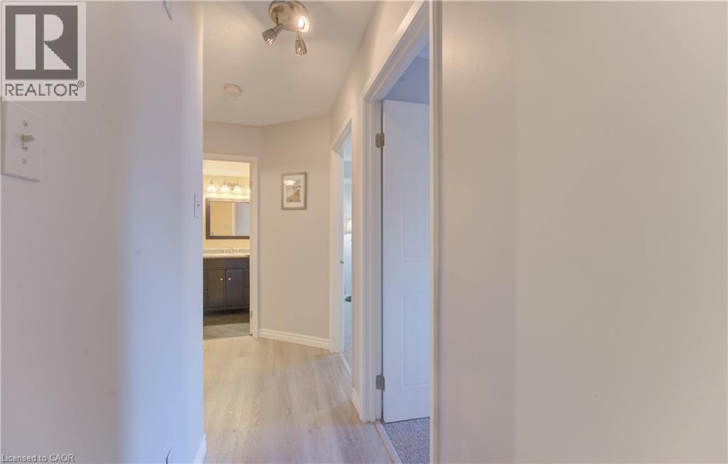 3085 Kingsway Drive Unit# 27 Property Photo 16