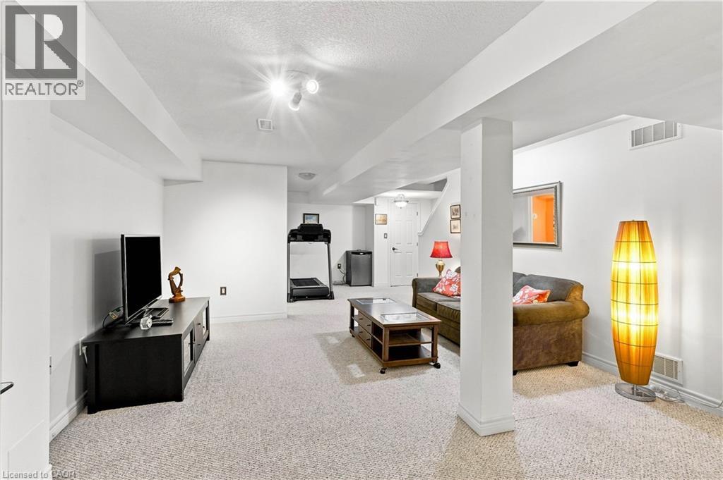 25 Stickland Lane Property Photo 36