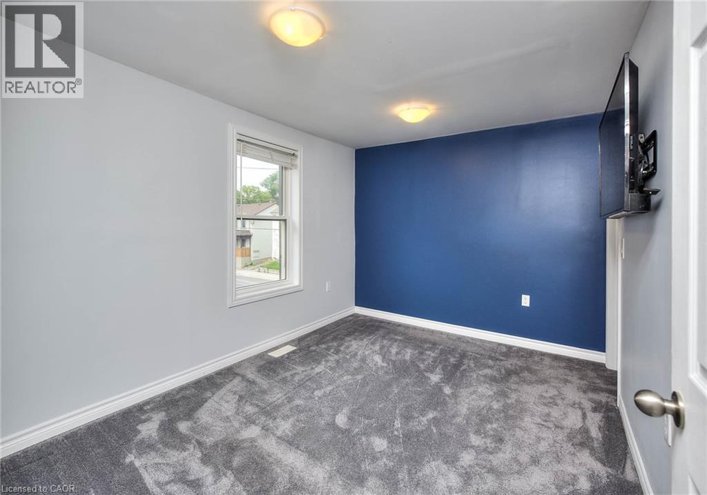 1344/1346 King Street E Property Photo 24