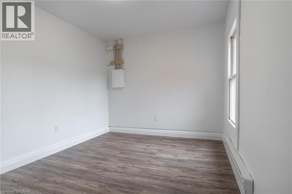 524 King Street E Unit# 3 Property Photo 2